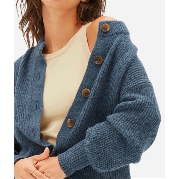 Everlane Sweaters - Everlane Cropped Alpaca Cardigan